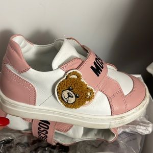 Shoes ones maybe twice and in good condition